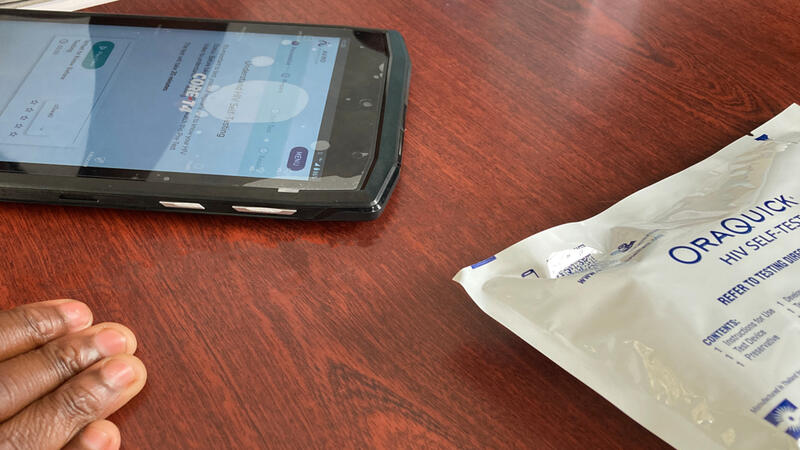 Pocket Clinic Pocket clinic HIV article