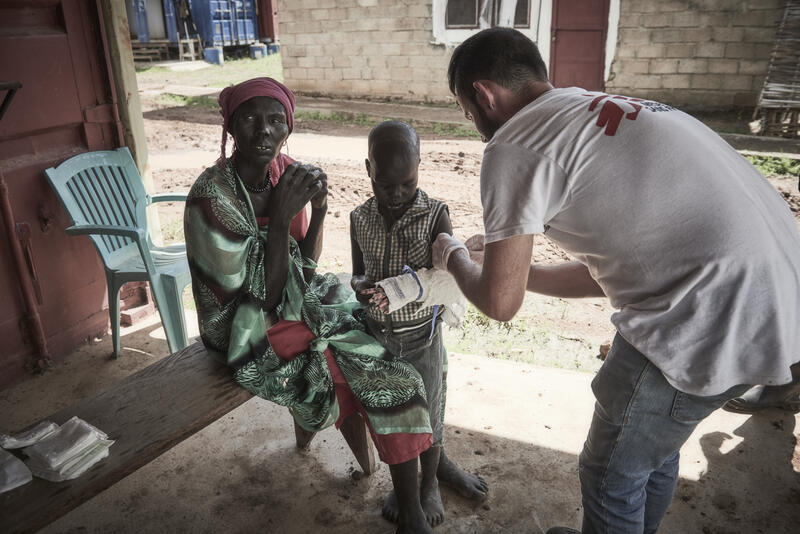 7 year old Hoth Kuol Juol got malaria when he was 2 years old. As a result, he suffered brain damage - Hoth no longer recognises his family and suffers frequent seizures.