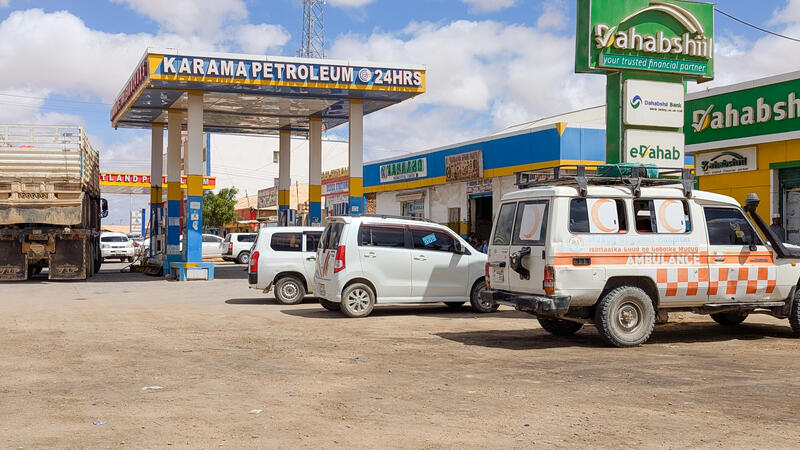 Car_parking_amid_fuel_crisis_Somalia