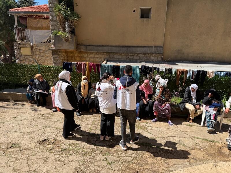 MSF staff lebanon with migrates