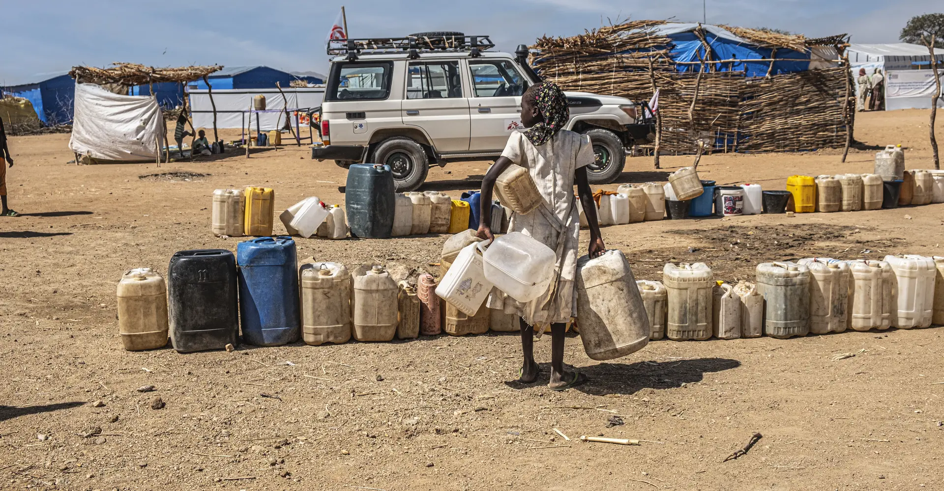  Water crisis in Metche camp for Sudanese refugees and returnees in Chad