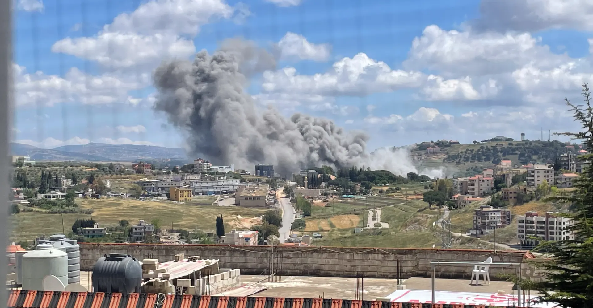 isareli bombardement in south lebanon
