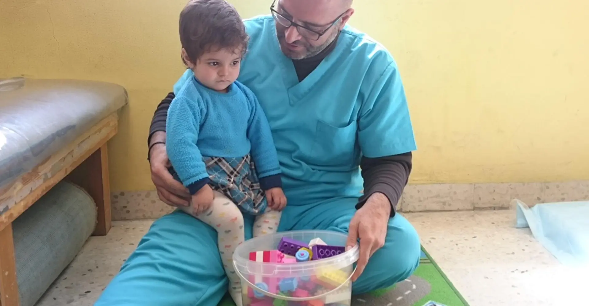 yazan_physio_and_joanna_16_1200px.jpg